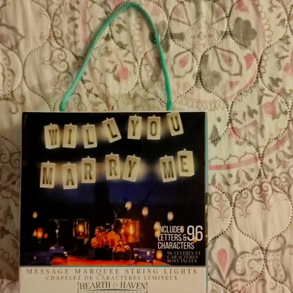 Message marquee string lights